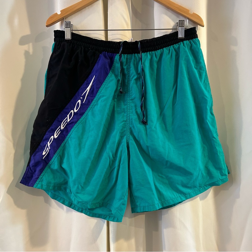 SPEEDO Sportswear Athletic Embroidered‎ Logo Mens Swim Trunks Swimsuit Shorts L
